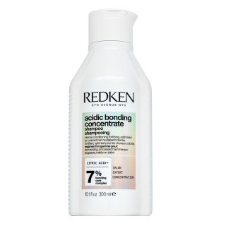 Redken Acidic Bonding Concentrate Shampoo učvršćujući šampon pre farbené, chemicky ošetrené a zosvetlené vlasy 300 ml